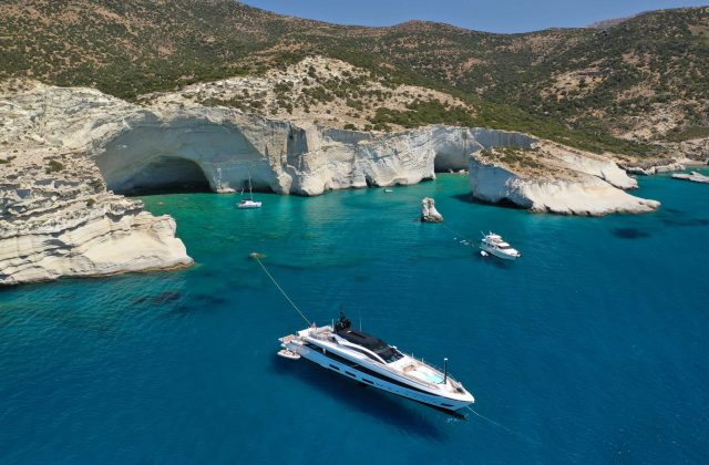 Stanton charter luxury yacht